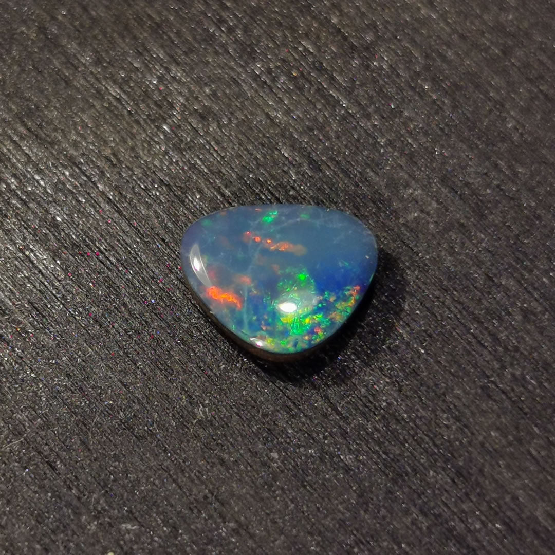 Opale doppietta forma fancy 0,58 ct