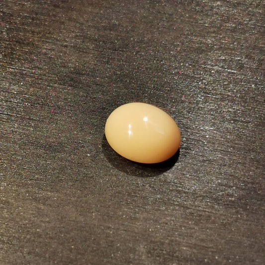Opale taglio ovale cabochon 1,54 ct