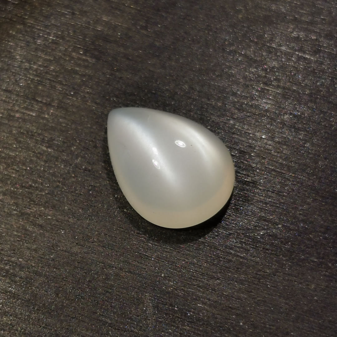 Adularia Pietra di Luna taglio goccia cabochon 4,96 ct