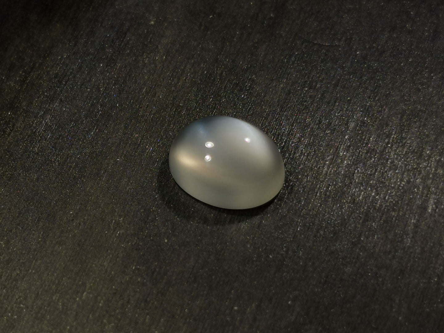 Adularia Pietra di Luna taglio ovale cabochon 4,53 ct