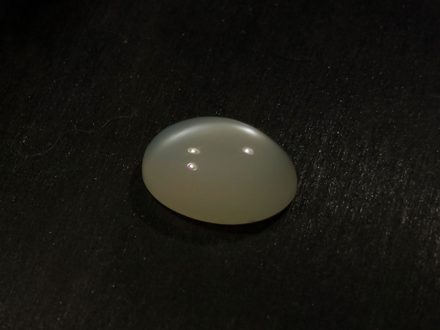 Adularia Pietra di Luna taglio ovale cabochon 8,52 ct