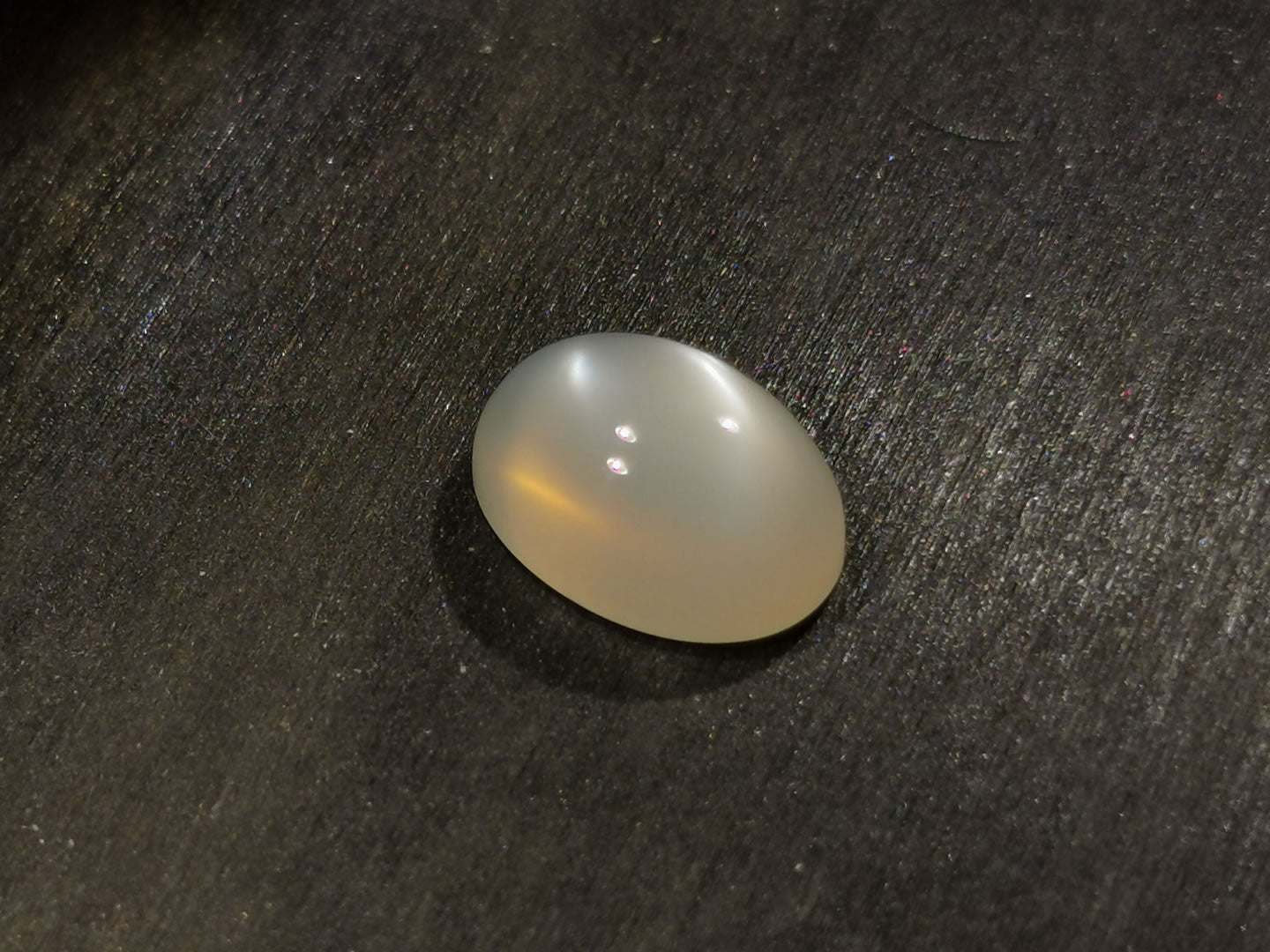 Adularia Pietra di Luna taglio ovale cabochon 6,48 ct