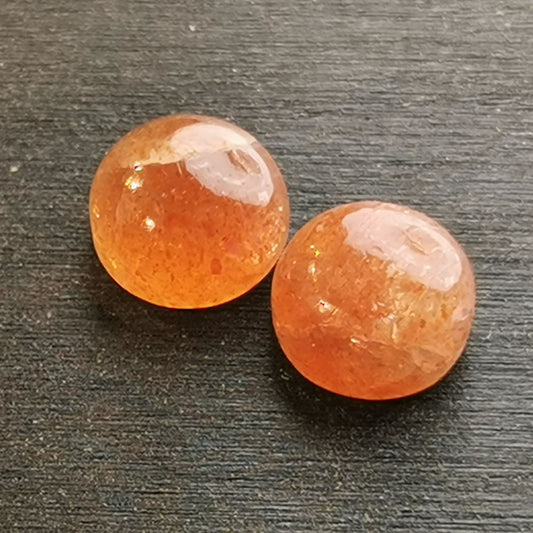 Pietra di Sole taglio rotondo cabochon 6,94 ct