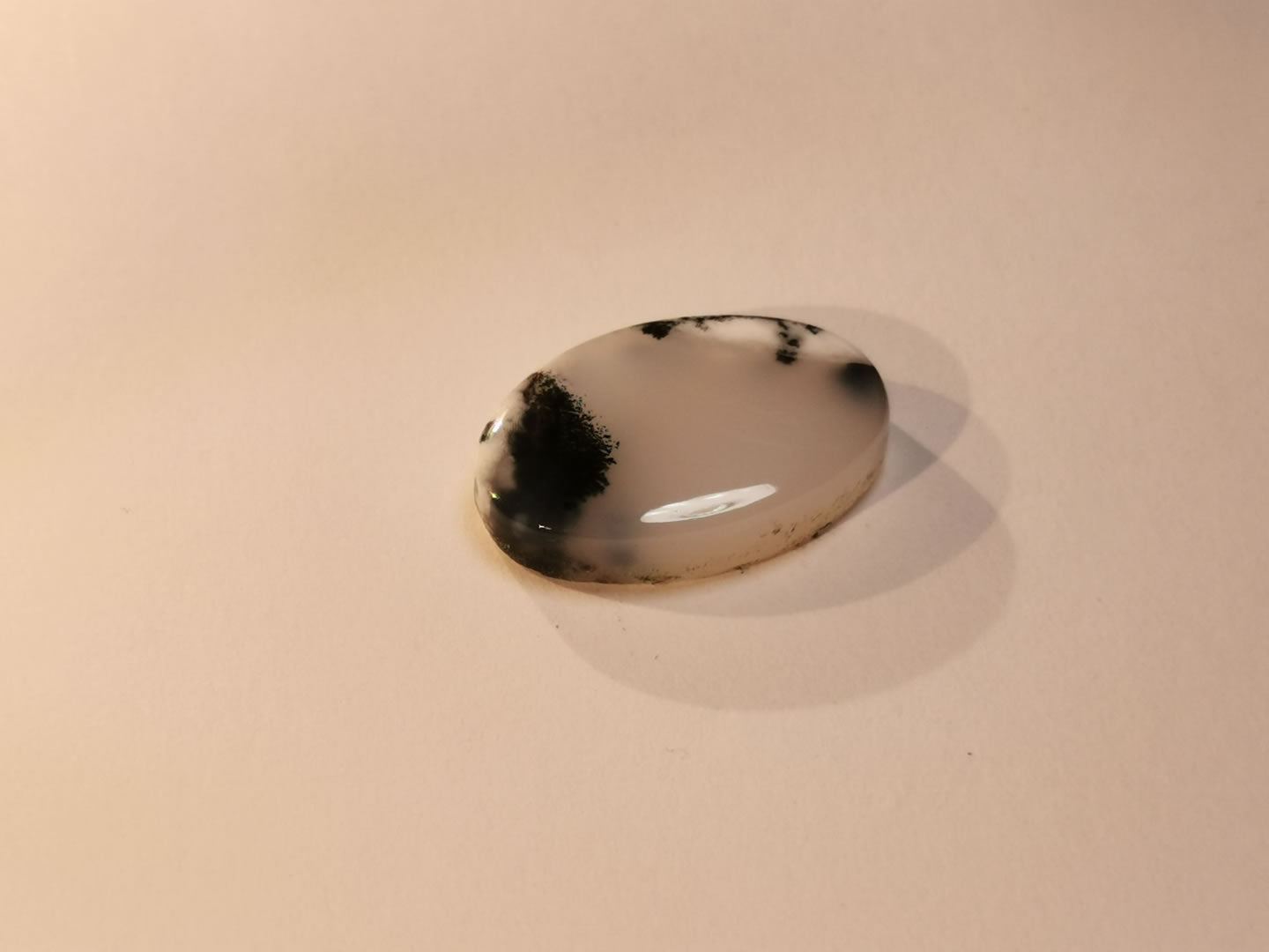 Agata Dendritica taglio ovale cabochon 9,41 ct