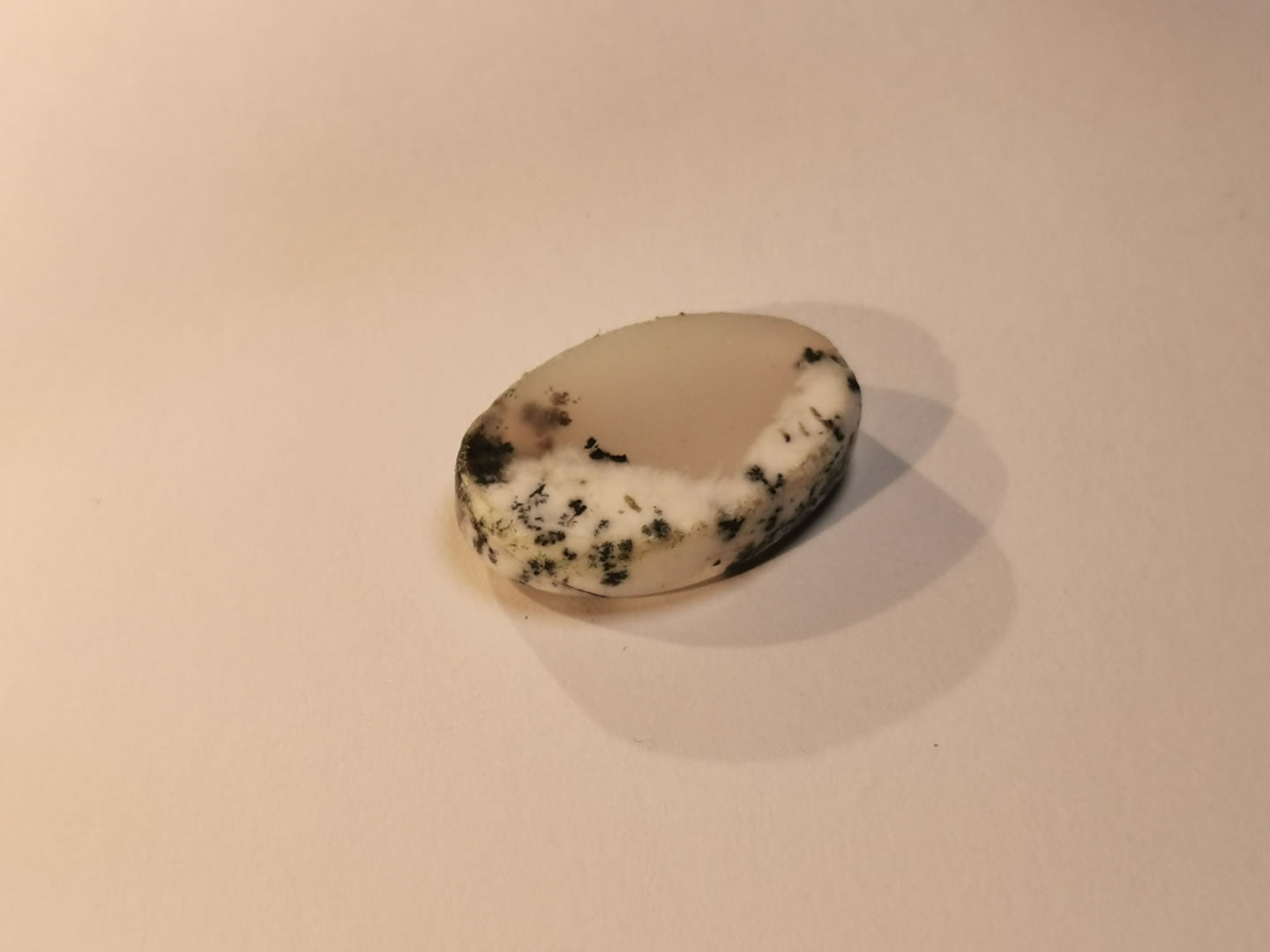 Agata Dendritica taglio ovale cabochon 9,41 ct
