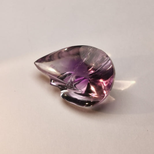 Ametista taglio goccia intaglio cabochon 20,06 ct