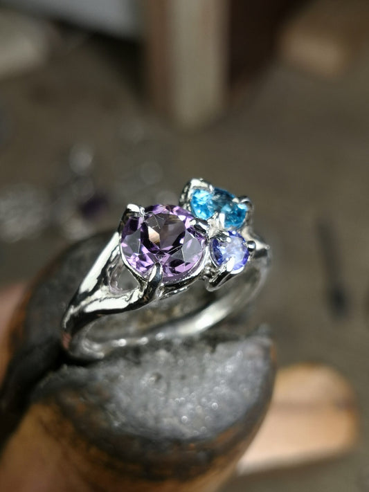 "Comunque Trilogy" con Ametista, Topazio Swiss, Tanzanite