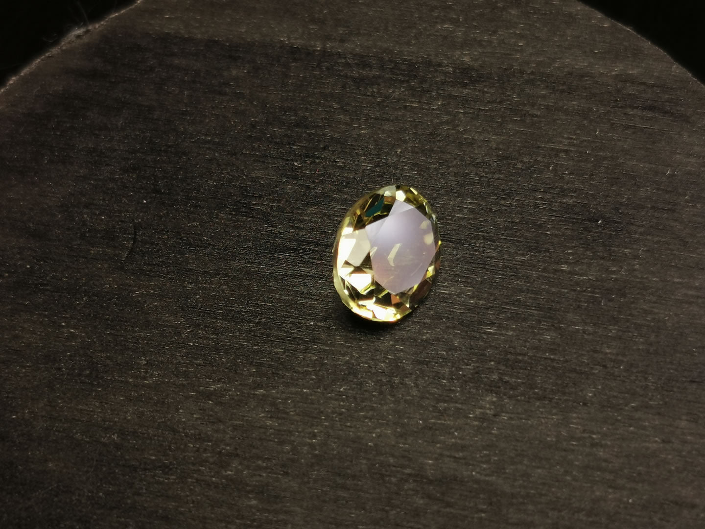 Quarzo Lemon taglio ovale 4,69 ct