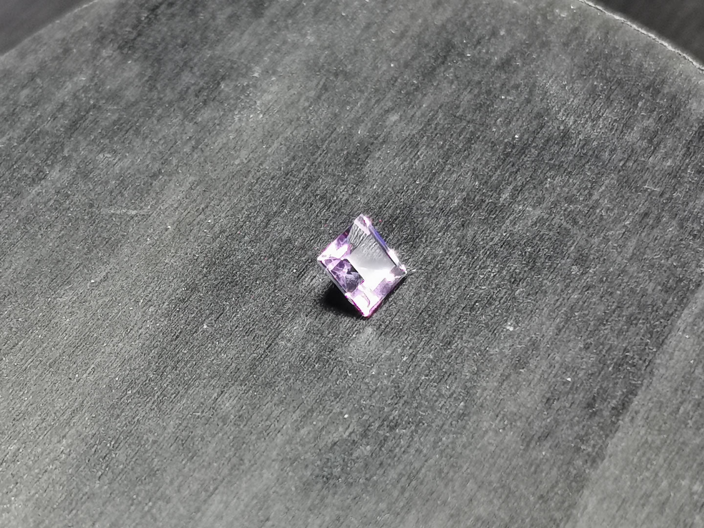 Ametista taglio carrè 0,90 ct