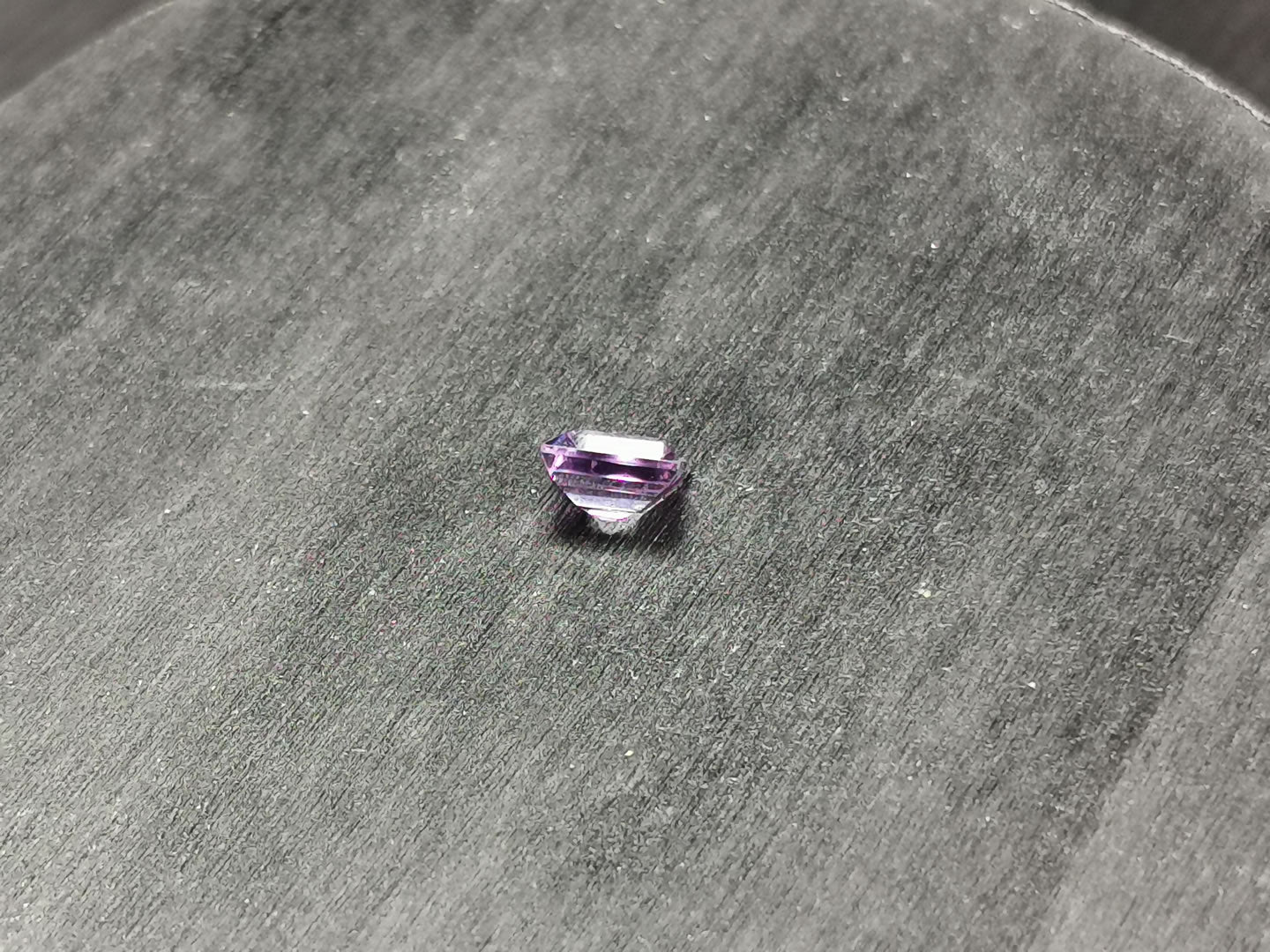 Ametista taglio carrè 0,90 ct