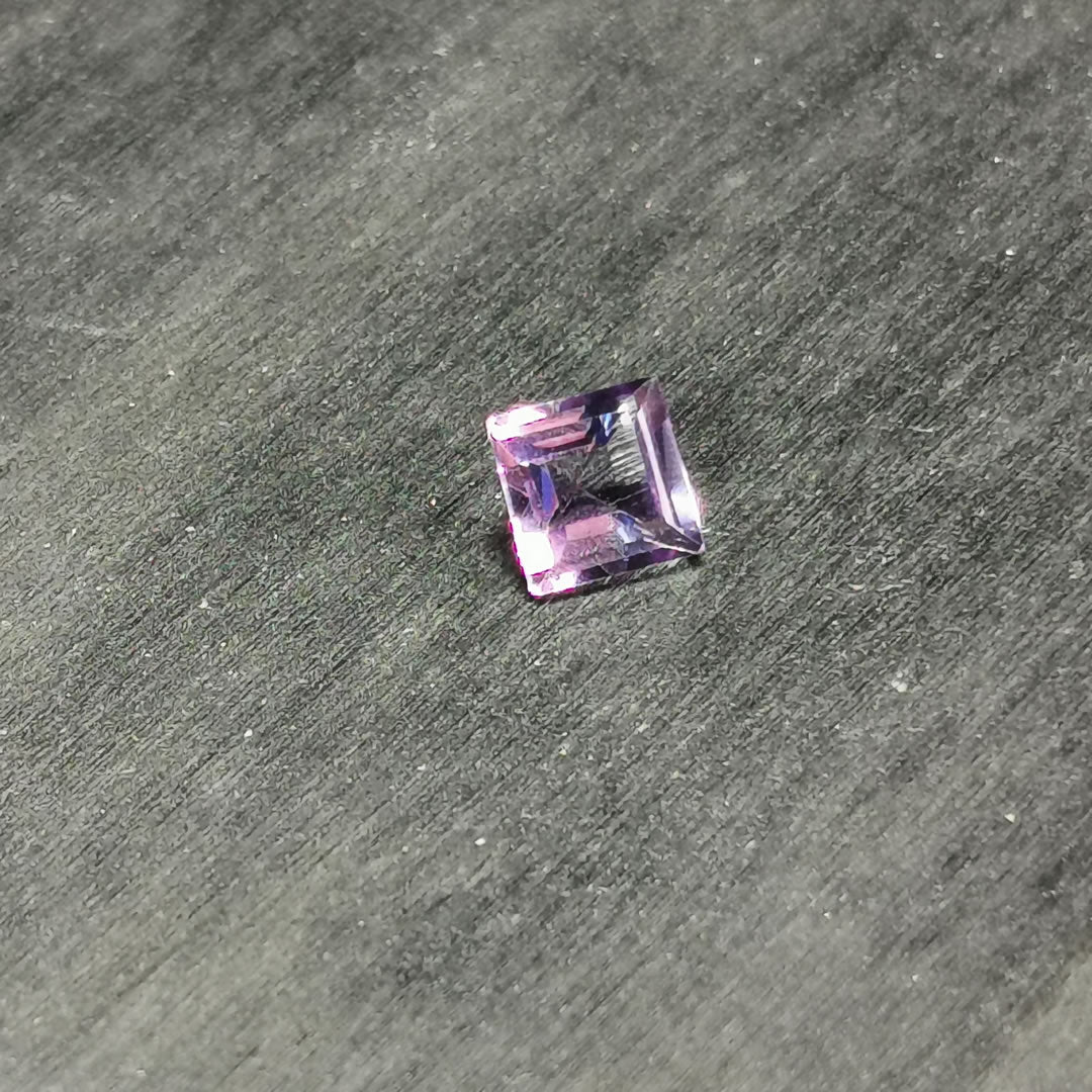 Ametista taglio carrè 0,96 ct