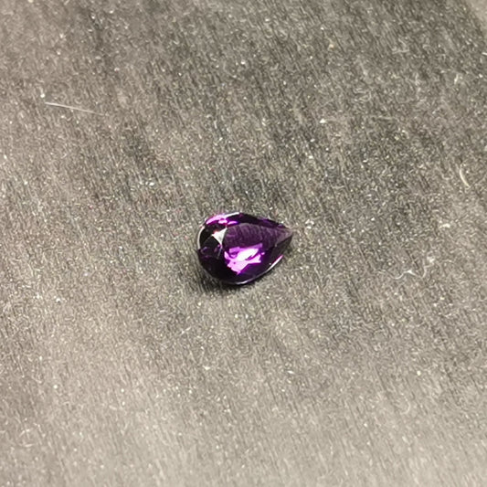 Ametista taglio goccia 0,62 ct