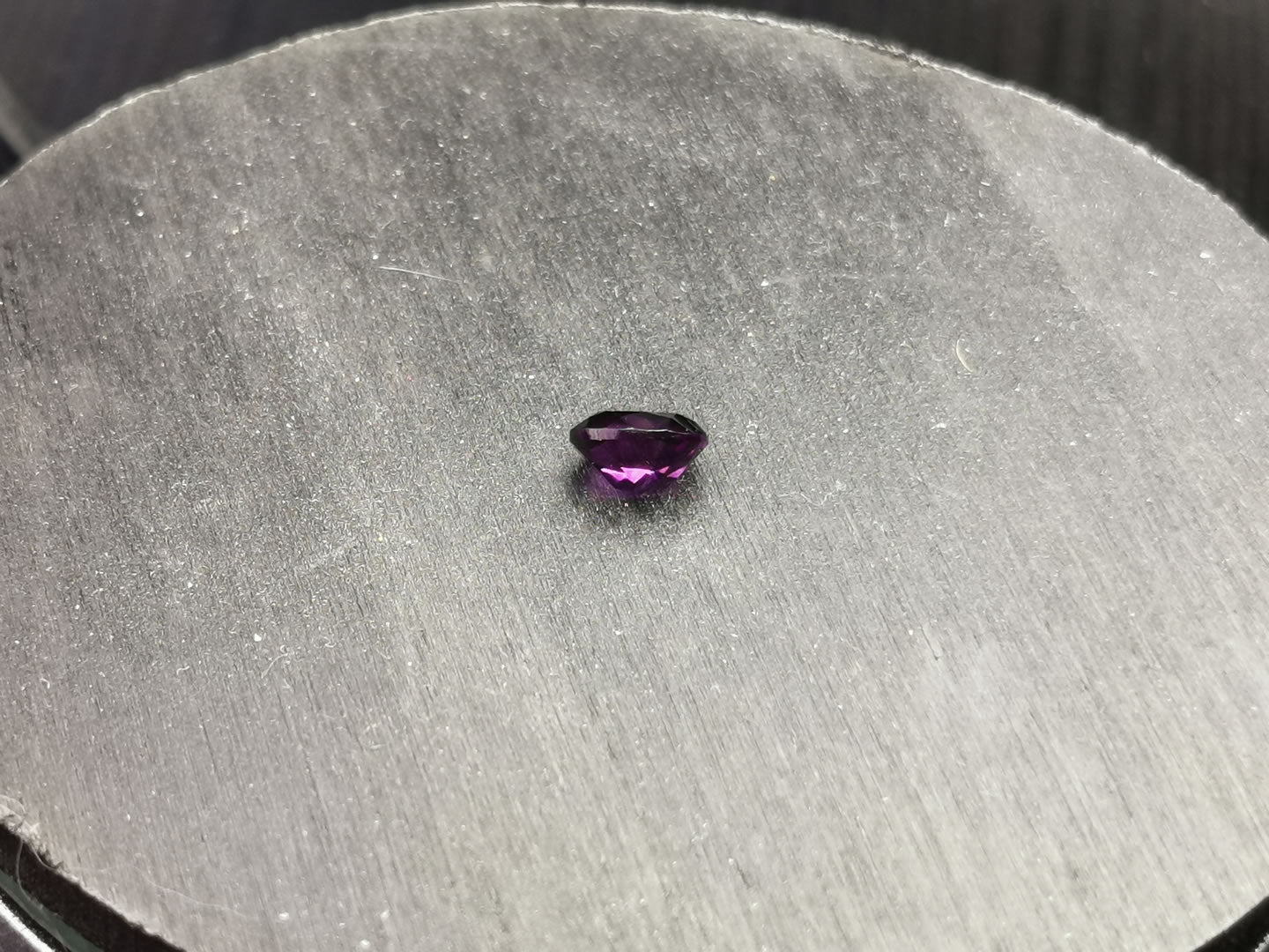 Ametista taglio ovale 0,81 ct