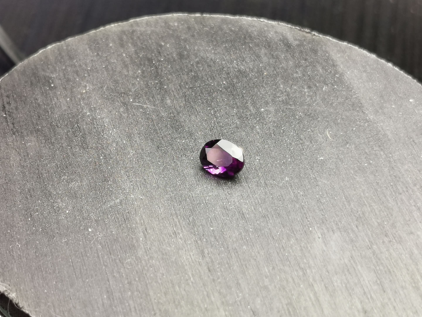 Ametista taglio ovale 0,81 ct