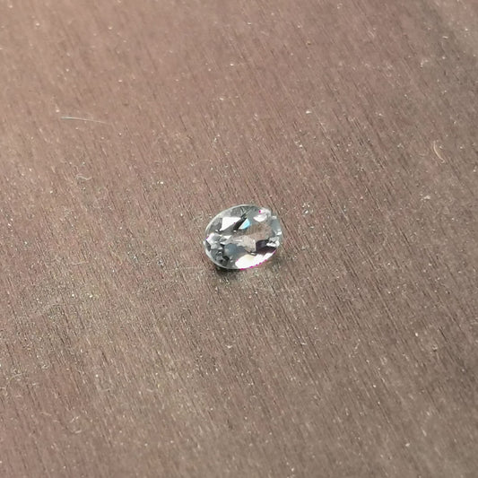 Acquamarina taglio ovale 0,53 ct