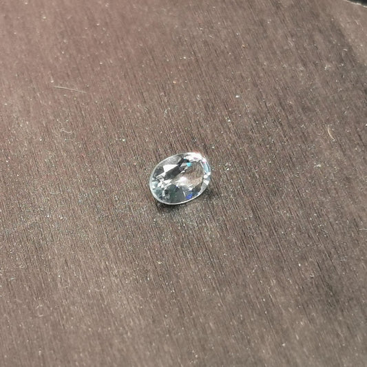 Acquamarina taglio ovale 0,63 ct