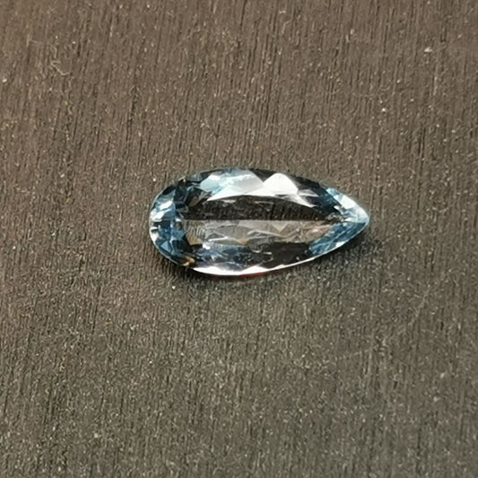 Acquamarina taglio goccia 0,98 ct