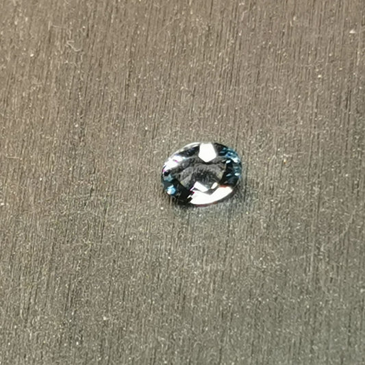 Acquamarina taglio ovale 0,41 ct