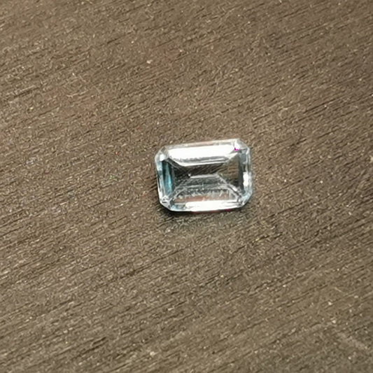 Topazio sky taglio rettangolare 0,73 ct