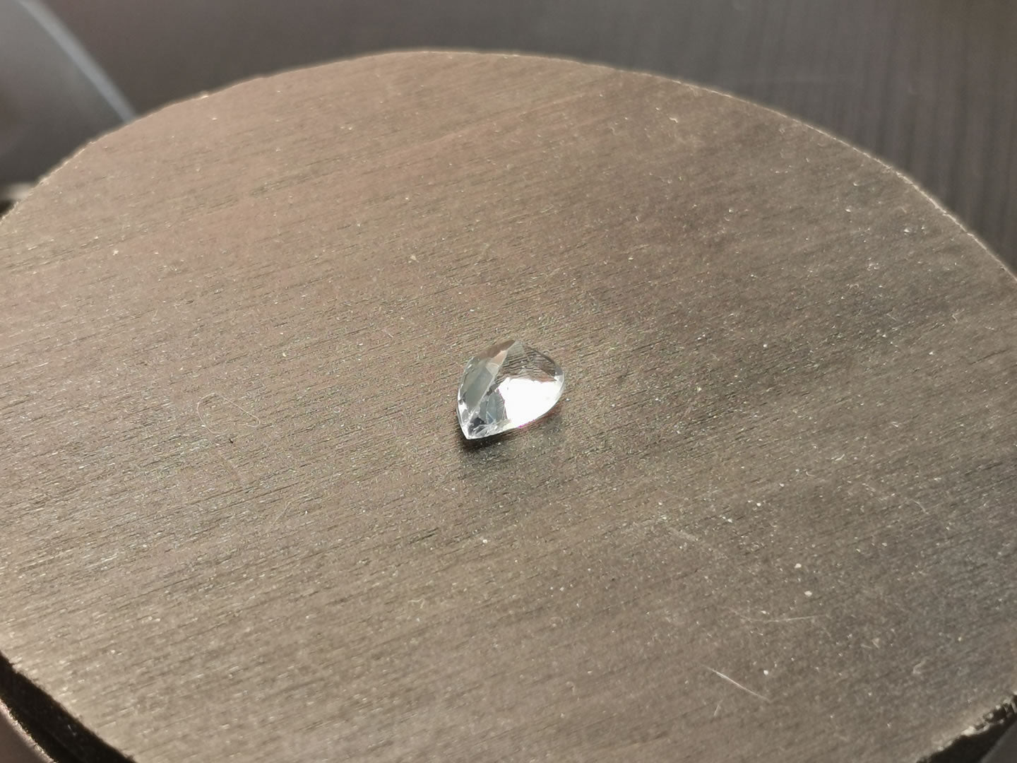 Topazio azzurro taglio goccia 1,94 ct