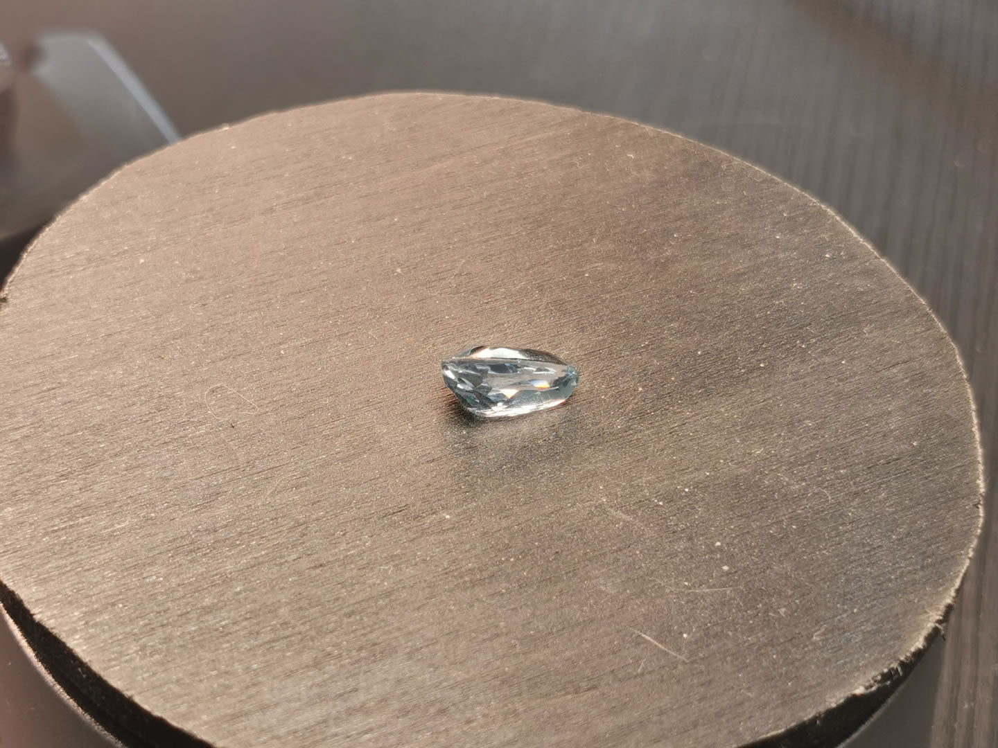 Topazio azzurro taglio goccia 3,03 ct