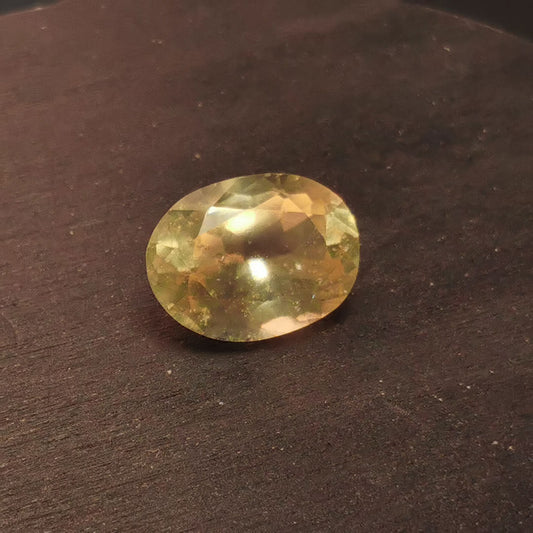 Granato Grossularia taglio ovale 11,64 ct