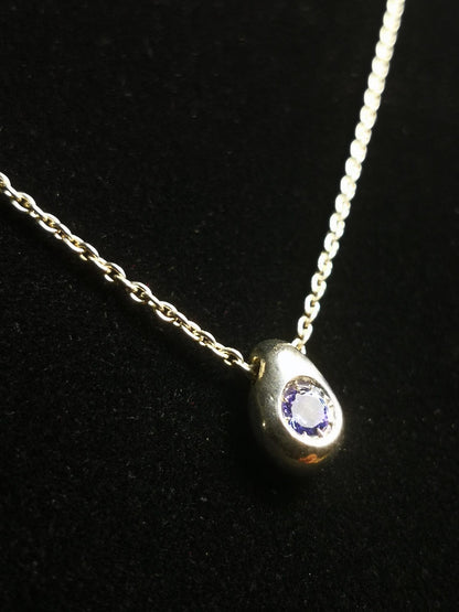 Ciottolo in Argento con Tanzanite Tonda