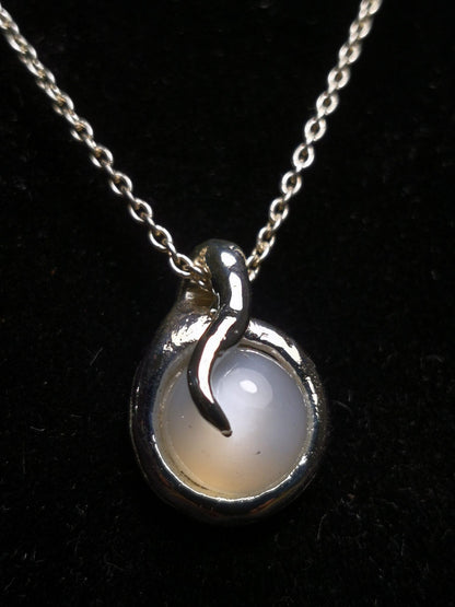 Ciondolo "MoonChild" in argento con Adularia Pietra di Luna