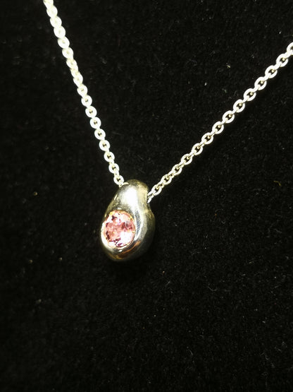 Ciottolo in Argento con Tormalina Rosa Tonda