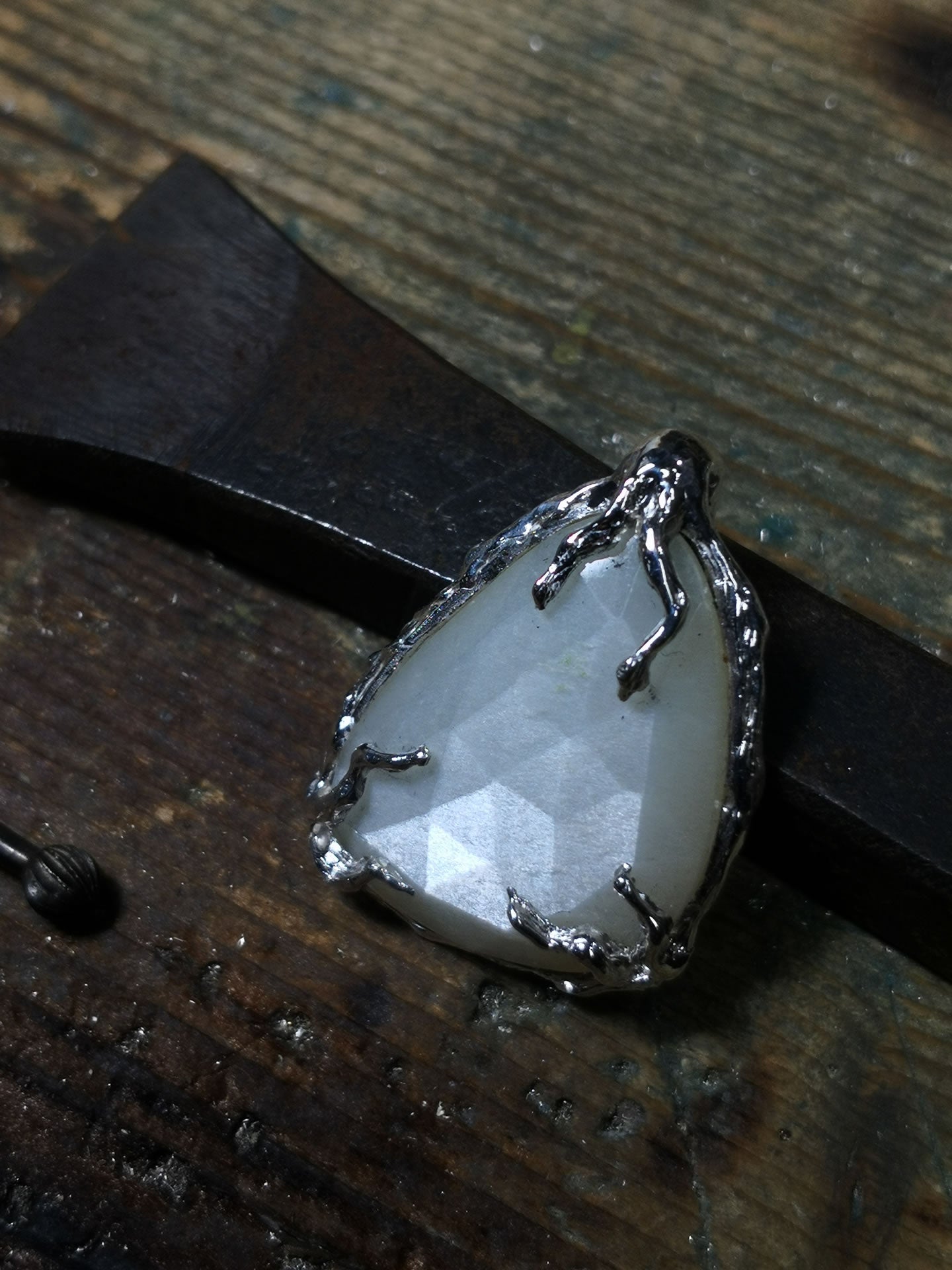 Ciondolo "Roots" in Argento con Selenite